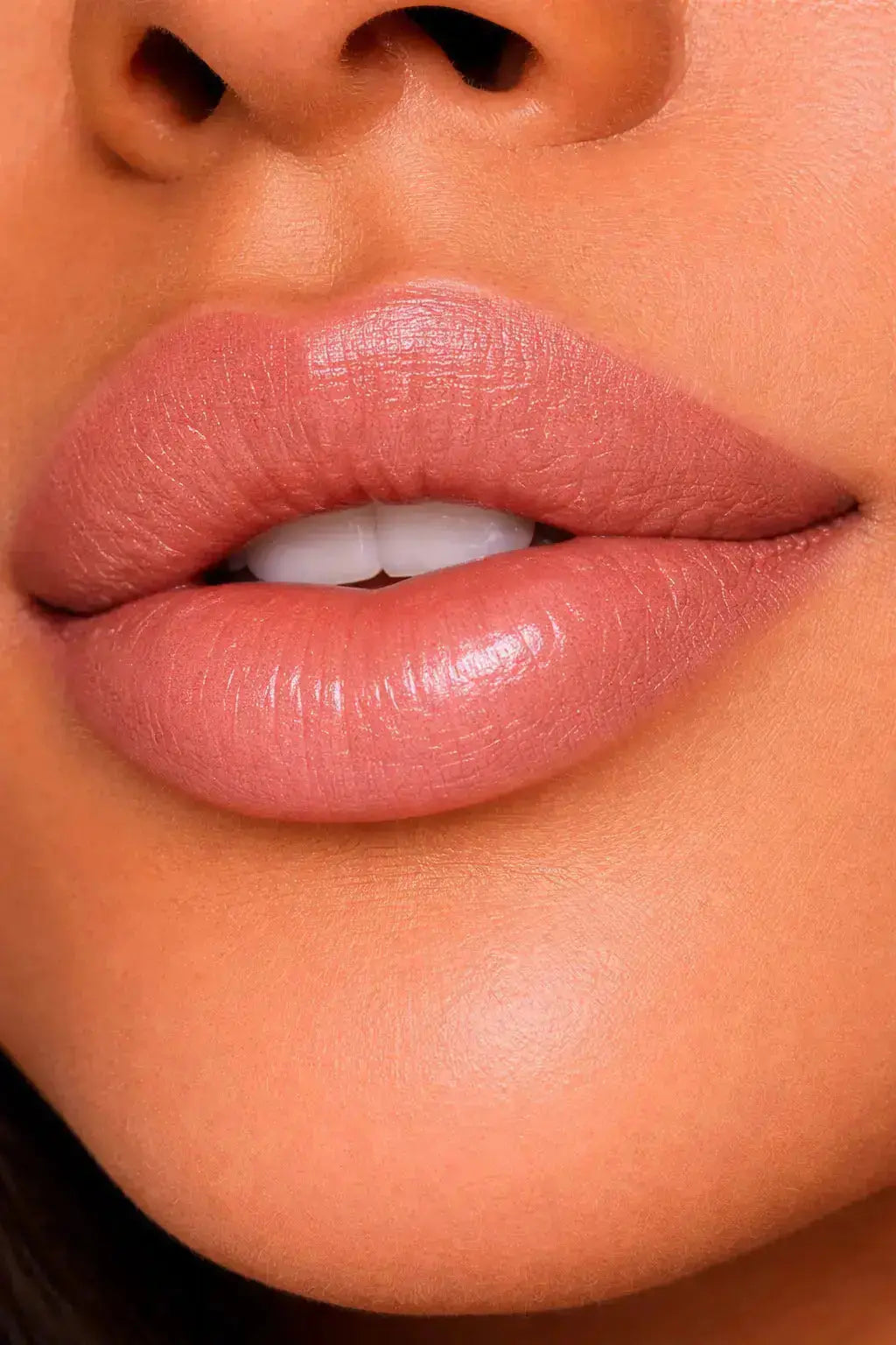 Diamond Michelle luxe bold mrs. rum cake lipstick lip texture